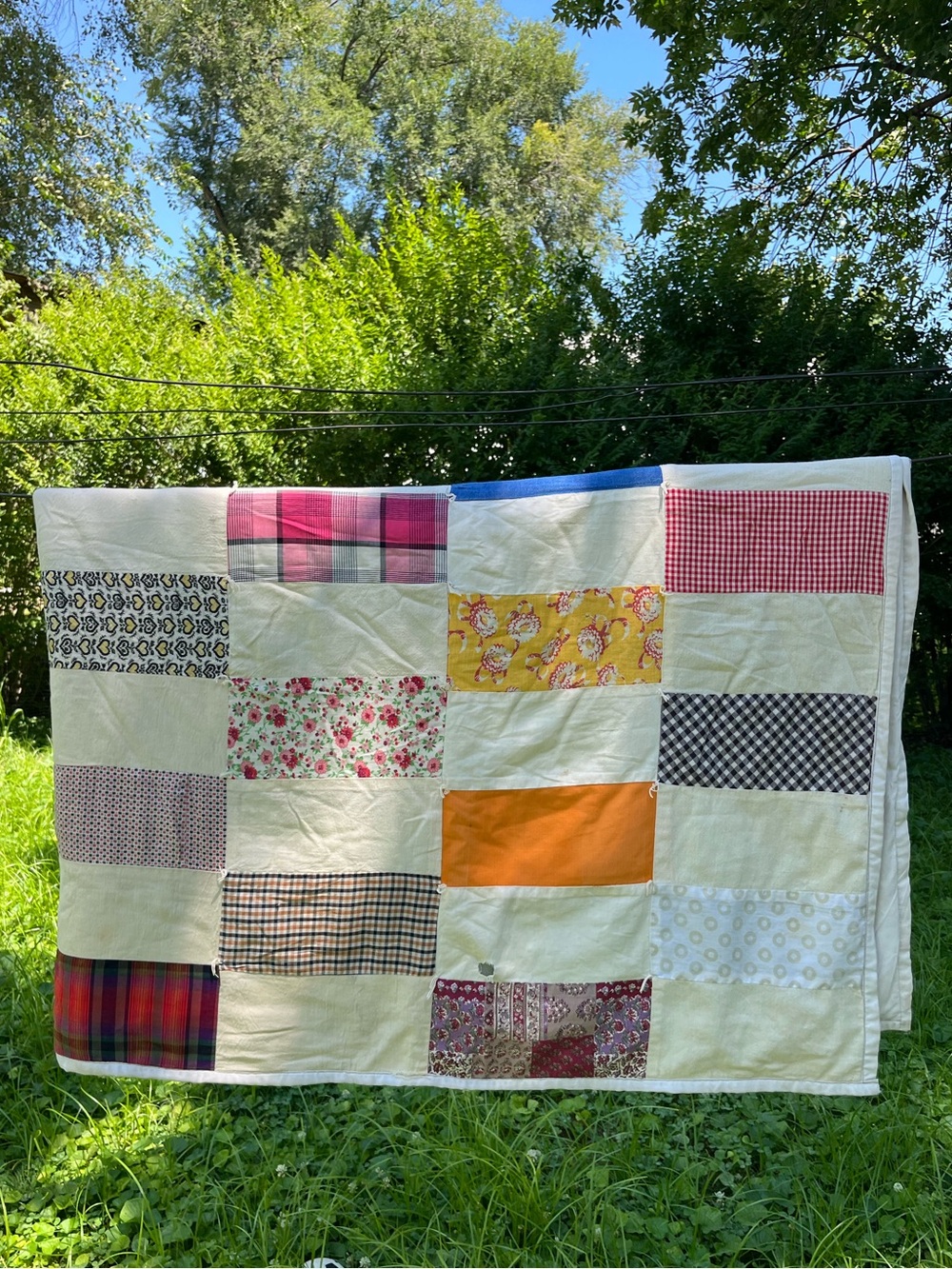Vtg Quilt Blanket BOHO 60s MCM Retro Heavy 75” x 86” Twin Full
